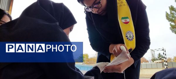 مانور زلزله در دبیرستان هاشمی نژاد