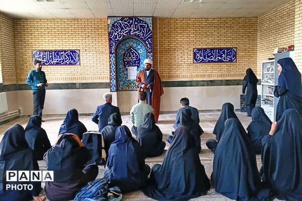 اقامه نخستین نماز جماعت در دبیرستان متوسطه اول حجاب دیشموک