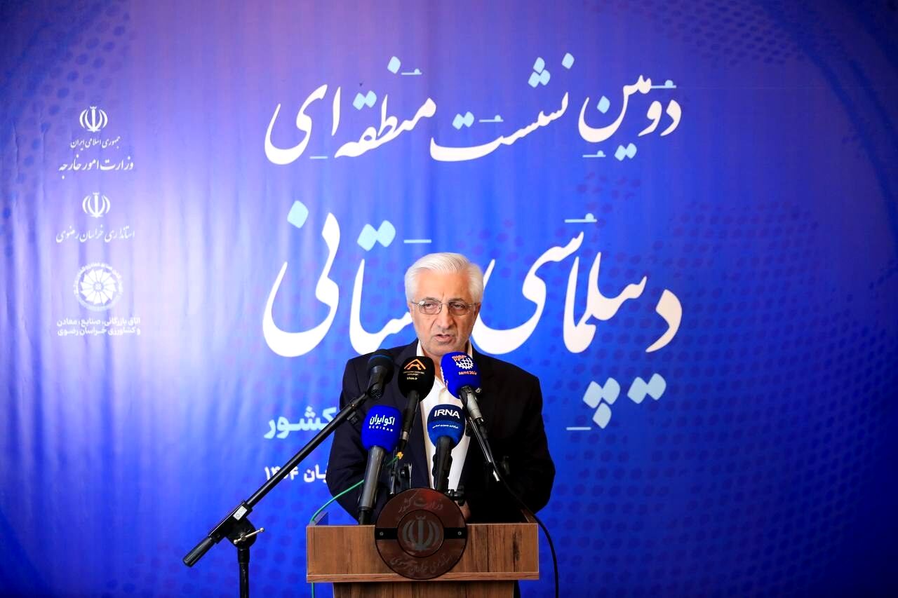 تقویت اقتصاد کشور با دیپلماسی استانی و منطقه‌ای 