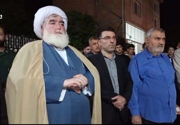 حضور مردم روستای نامن در تجمعات شبانه