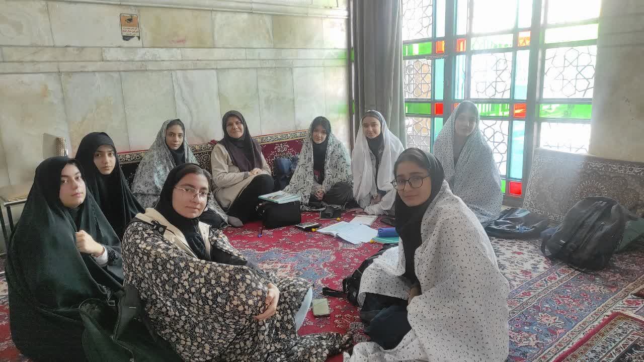 مسجد، مدرسه دوم طرح نوین آموزش و رفع اشکال دانش‌آموزان ناحیه یک