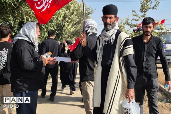 تشییع پیکر رهبر شهید در قم و جمکران