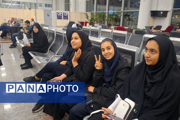  اردوی پیشتازان فارس به حرم مطهر امام رضا (ع)