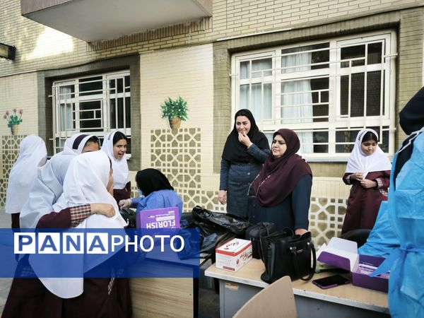 وارنیش فلوراید در دبستان شطیطه2