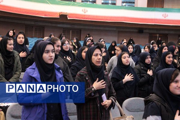 جشن باشکوه هه فجر در سالن نژاد فلاح کرج