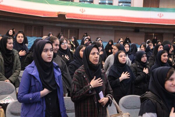 جشن باشکوه هه فجر در سالن نژاد فلاح کرج
