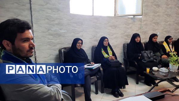 جلسه هماهنگی مربیان و پیشتازان اعزامی خراسان رضوی به اردوی ملی 