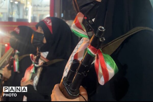 تداوم خلق حماسه مردم فیروزکوه با حضور دختران و مادران جانفدا