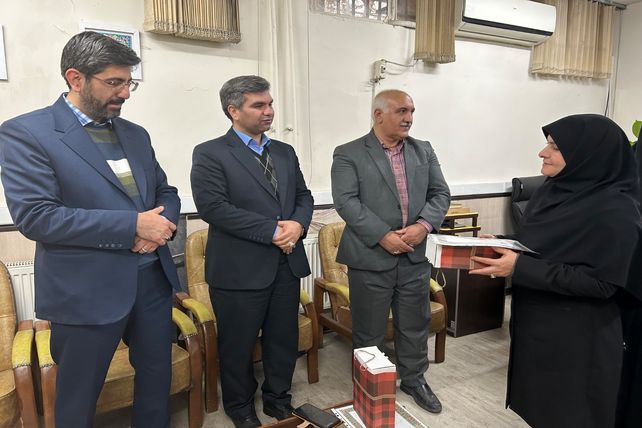  تقدیر از راهبران قطبی سازمان دانش اموزی شهرستانهای تهران