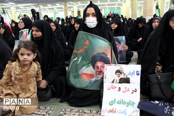 بیعت بانوان مؤمن همدانی با رهبر معظم انقلاب اسلامی 