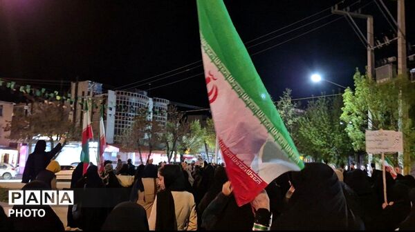  روایت رجزخوانی‌های اعتراض‌آمیز در تاریکی شب