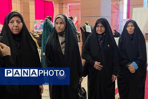 دومین جشنواره پوشش ایرانی اسلامی نوردُخت دربهارستان‌دو