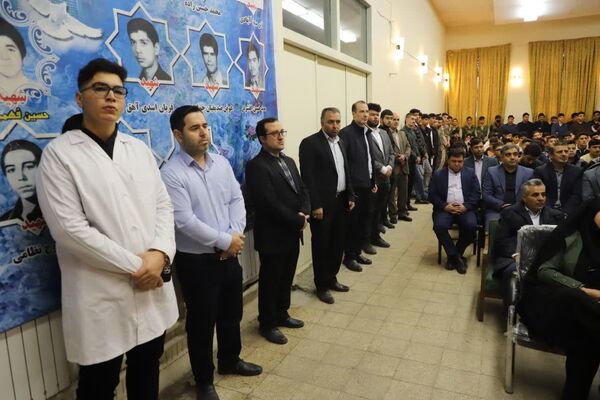 حضور وزیر کشاورزی در مراسم صبحگاهی هنرستان کشاورزی تبریز