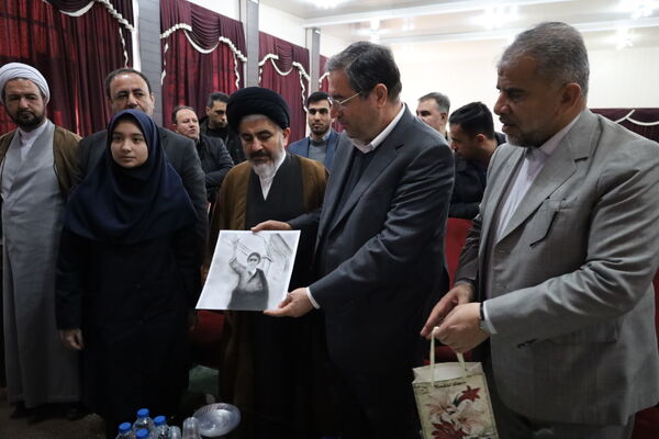 آیین نواختن زنگ انقلاب در آذربایجان غربی