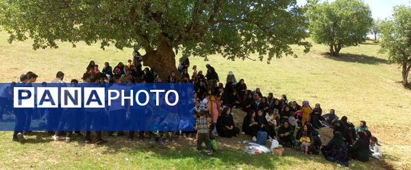 پیاده‌روی اهالی روستای رفن به مناسبت هفته سلامت