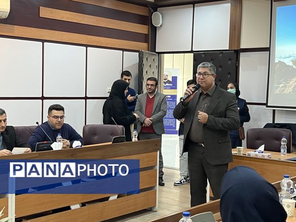 راه‌یافتن ۲۹‌معلم به مرحله نیمه‌نهایی دومین دوره جایزه‌معلم