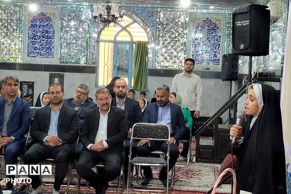جشن آغاز هفته کرامت و روز دختر ویژه دختران در روستای ولی‌آباد قرچک 