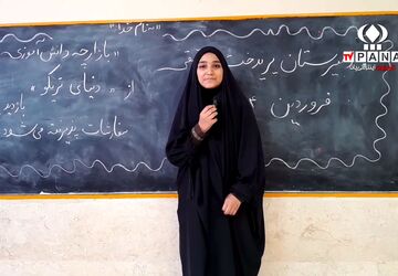 برپایی بازارچه دانش‌آموزی در مدرسه پریدخت حقیقی شهر خمین