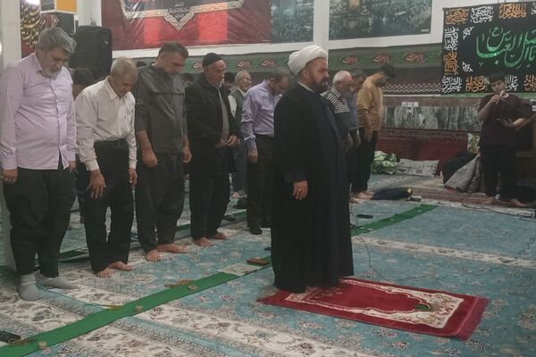 مراسم معنوی اعتکاف در مسجد اعظم حضرت ابوالفضل (ع) بهارستان دو