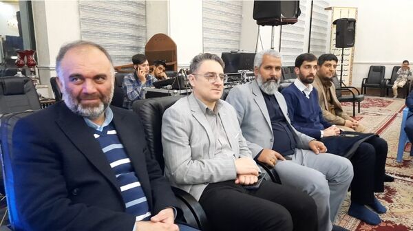 مسابقه  دکلمه خوانی سفیران عترت در استان خراسان رضوی