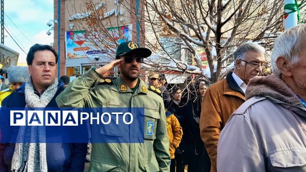 حماسه‌آفرینی مردم دیار عطار و خیام