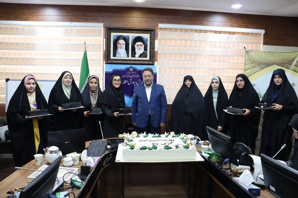 منطقه ۱۴ پیشگام قدردانی از حافظان سلامت روان دانش‌آموزان 