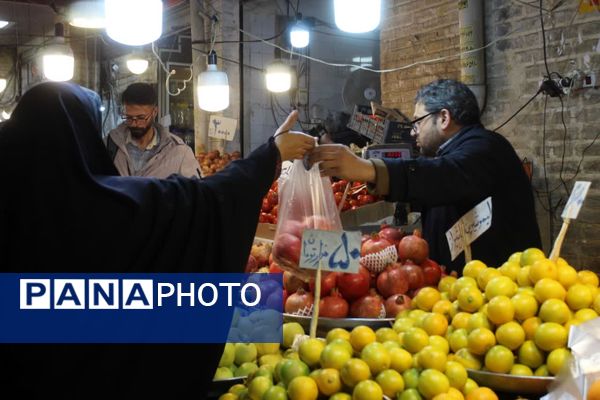 بازار داغ یلدا در زنجان