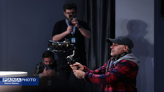 نشست نقد و بررسی فیلم «حاشیه» در چهل و چهارمین جشنواره ملی فیلم فجر