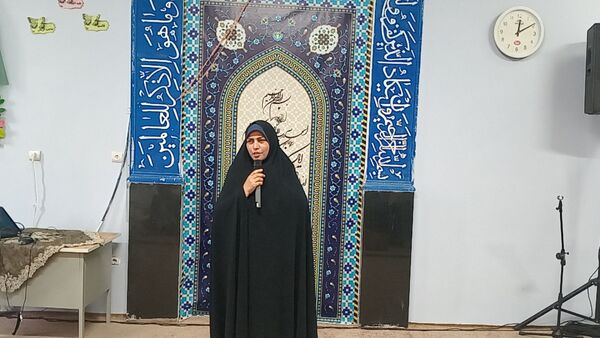 طنین انداز شدن زنگ نماز در دبستان لطیفه 