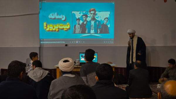 جشن خانوادگی یلدا در مسجد المنتظر
