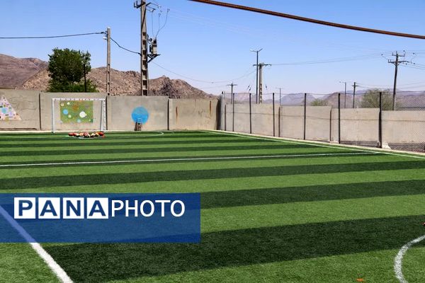  افتتاح زمین چمن مصنوعی با حضور  معاون تربیت‌بدنی و سلامت وزارت آموزش و پرورش