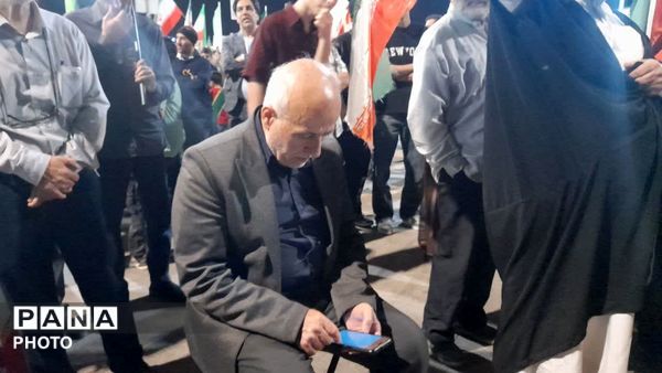 حضور حماسی مدارس قم در تجمعات شبانه آستان مقدس امامزاده موسی مبرقع(ع)