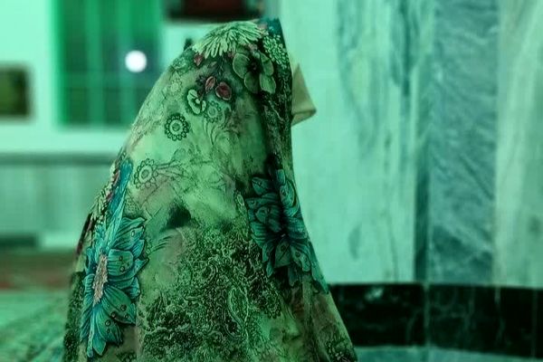 شور اعتکاف دانش‌آموزان دختر روستای طنجور در سه روز بندگی