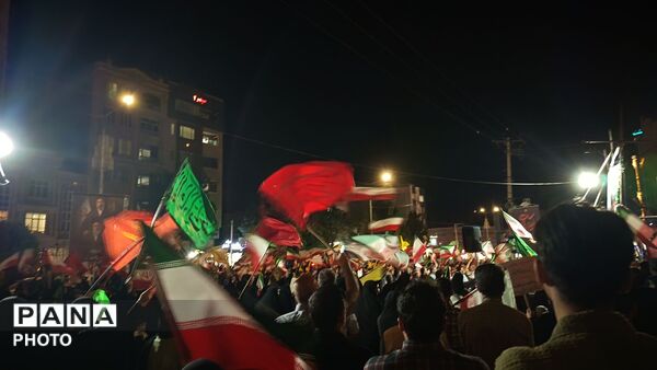 بلوار فضل،برای شبی دیگر مملو از جمعیت کشور دوستان