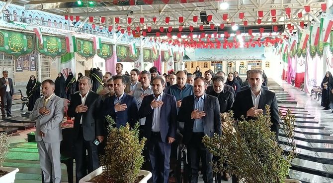 برپایی غبارروبی مزار شهدا به مناسبت هفته دفاع مقدس 