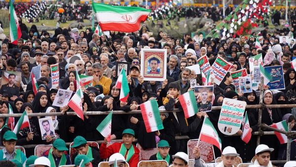 راهپیمایی پرشور در خرم آباد