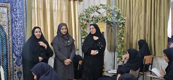 برگزاری آزمون جامع در دبیرستان شاهد فردوس بافق