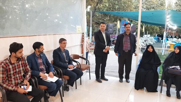 میم مثل مدیر 