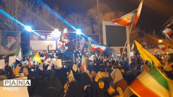 سوزاندن  نمادهای خصومت در چهارشنبه سوری نورآباد