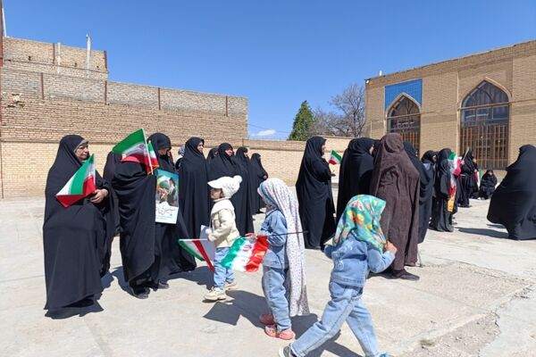 حضور پرشور مردم شهر تیتکانلو در راهپیمایی روز قدس 