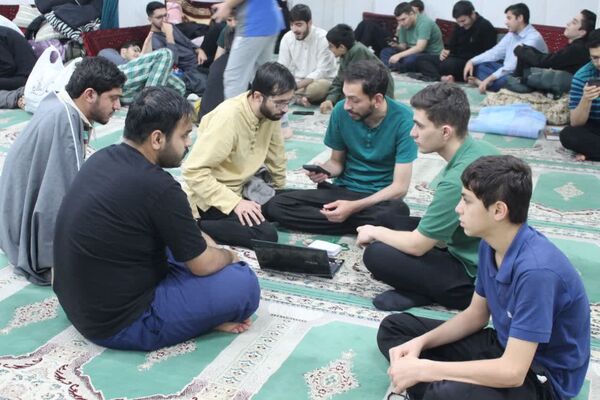 برگزاری اعتکاف دانش‌آموزی در مسجد رسول اکرم (ص)
