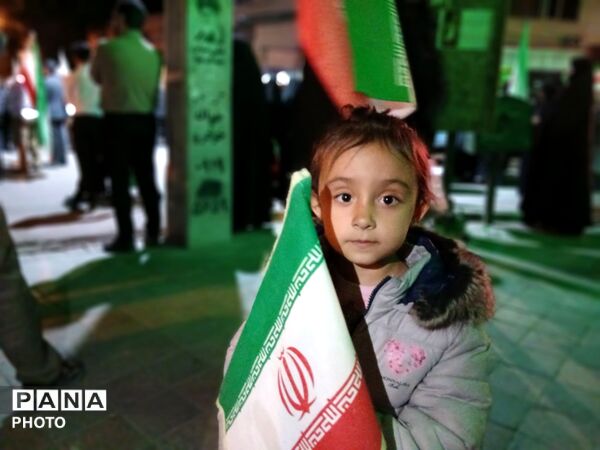 تویسرکان یک‌صدا برای ایران