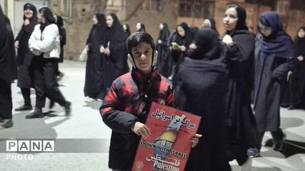  دهه‌نودی‌های فارسان، پرچمداران نوین راهپیمایی ضداستکباری