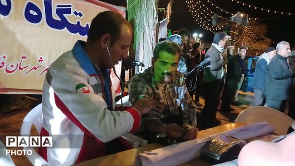 فارسان یکپارچه علیه استکبار فریاد «مرگ بر آمریکا» در آسمان شهر 