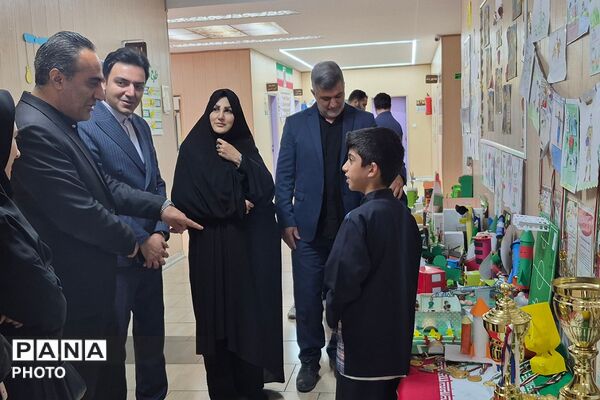 گرامیداشت هفته تربیت بدنی با حضور پیشتازان سازمان دانش‌آموزی در ناحیه دو شهرری 
