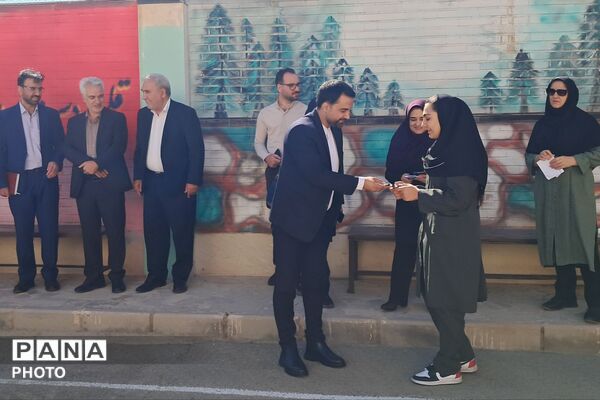 زنگ آغاز یک مسیر تازه برای جوانه‌های دانش