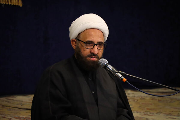 مراسم عزاداری ظهر شهادت امام رضا(ع) در مدرسه رویش کاشان
