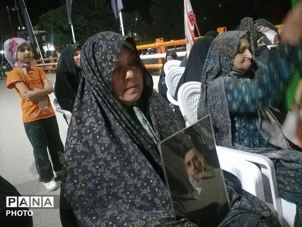 تجمعات شبانه همراه با اقامه نماز جماعت مغرب و عشاء در حسینیه شهدای شهربار