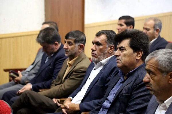 سلسله نشست‌های تبیینی «آب و سراب» در شهرستان فارسان