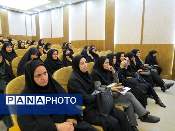 اختتامیه دومین جشنواره طراحی بهینه سوال امتحانی با رویکرد راهنمای عمل طراحی سوالات مفهومی آزمون‌های نهایی